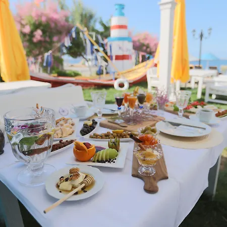 Cundavilla & فندق 2*