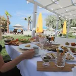 Hotel Cundavilla Hotel&suites 2*