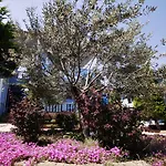 Hotel Cundavilla Hotel&suites 2*