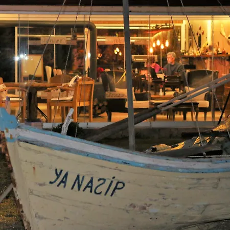 Hotel Cundavilla & 2*