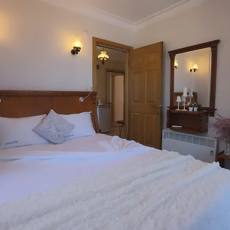 Hotel Cundavilla & Ayvalı