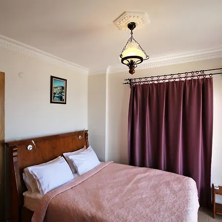 Cundavilla & 2* Ayvalı